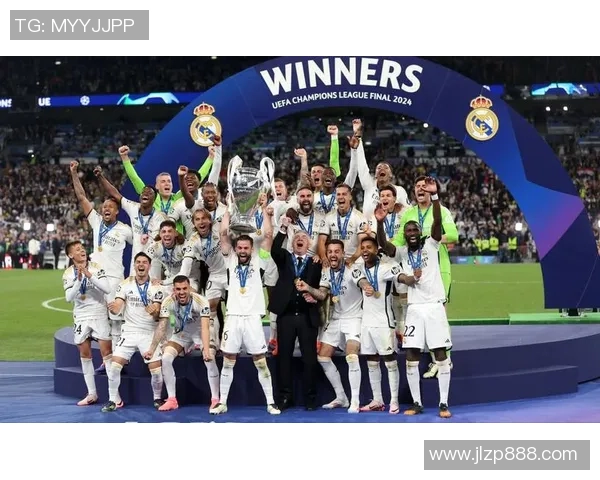 挪威足球明星闪耀赛场的传奇故事与成就盘点