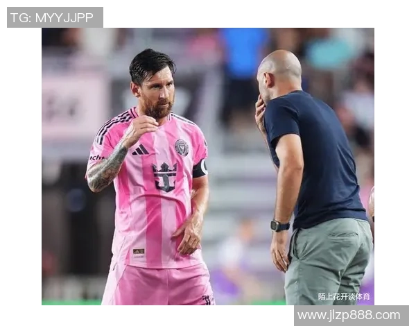 足球明星化身街头球王展现惊人技巧与魅力引发热潮